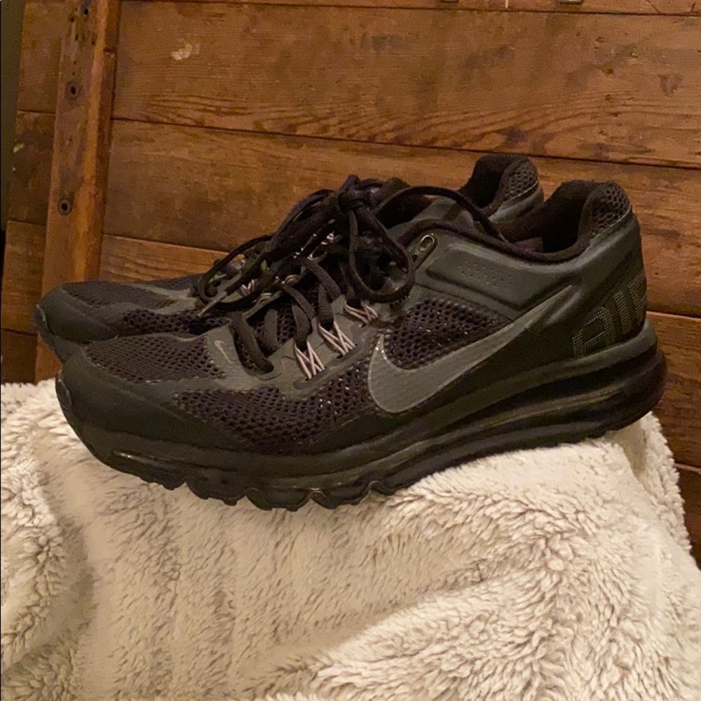 Black Nike Airmax